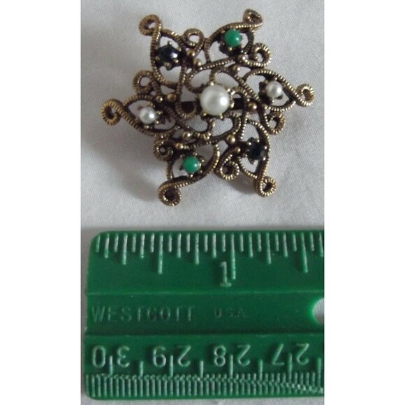 Vintage Brooch Pin Antiqued Gold Tone Hexagon Faux Pearl Green Gemstones 6-Sided - Picture 2 of 4